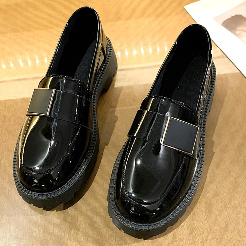 

Solid Buckle Decor Loafers, Black