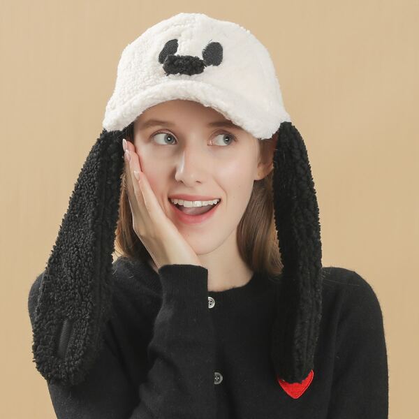 

Cartoon Design Fluffy Baseball Cap, Black and white