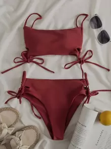 Conjunto de bikini sólido con cordón decorativo y corte alto para playa de verano - Color caoba - Ver 1