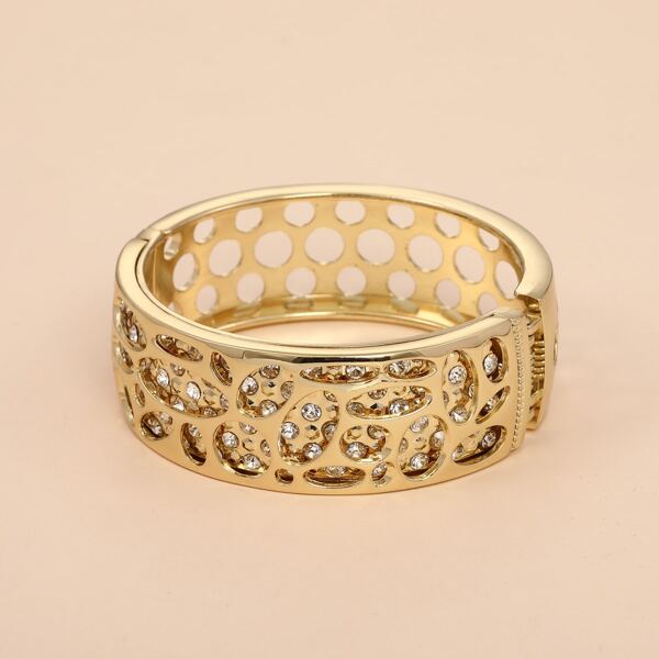 

Rhinestone Decor Hollow Out Bangle, Gold