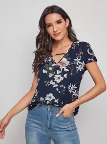 SHEIN LUNE Cutout V-neck Floral Print Top - Multicolor - View 1