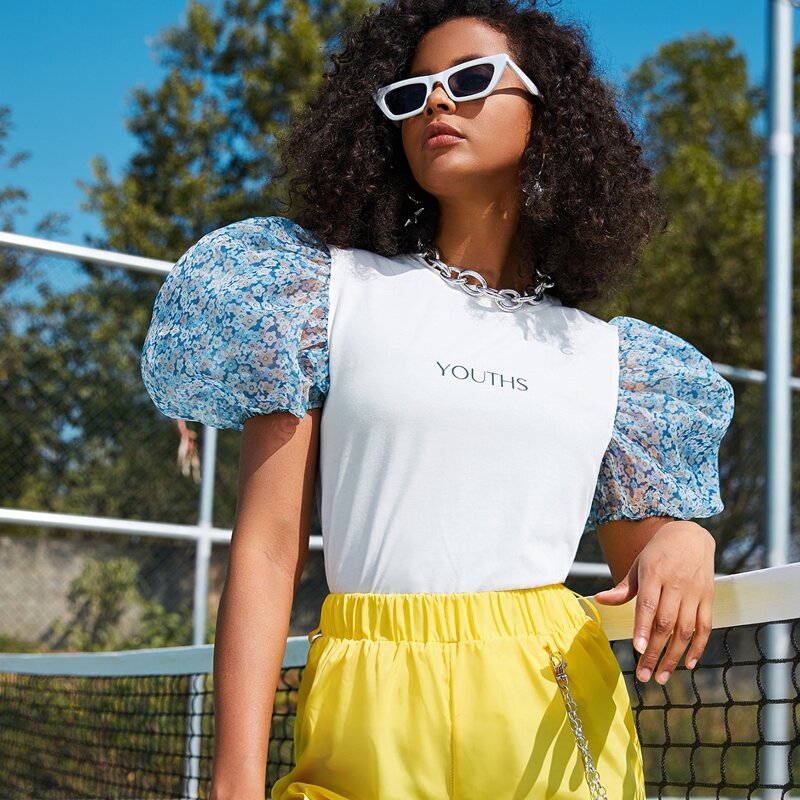 

Ditsy Floral Puff Sleeve Letter Graphic Tee, White