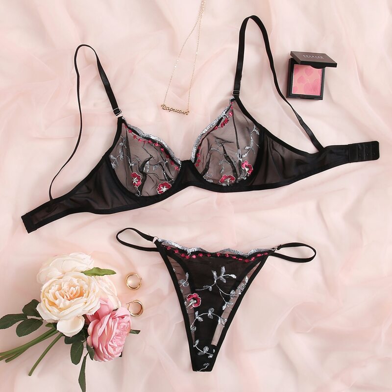

Floral Embroidered Mesh Underwire Lingerie Set, Black