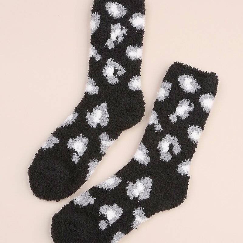 

1pair Leopard Fuzzy Socks, Black