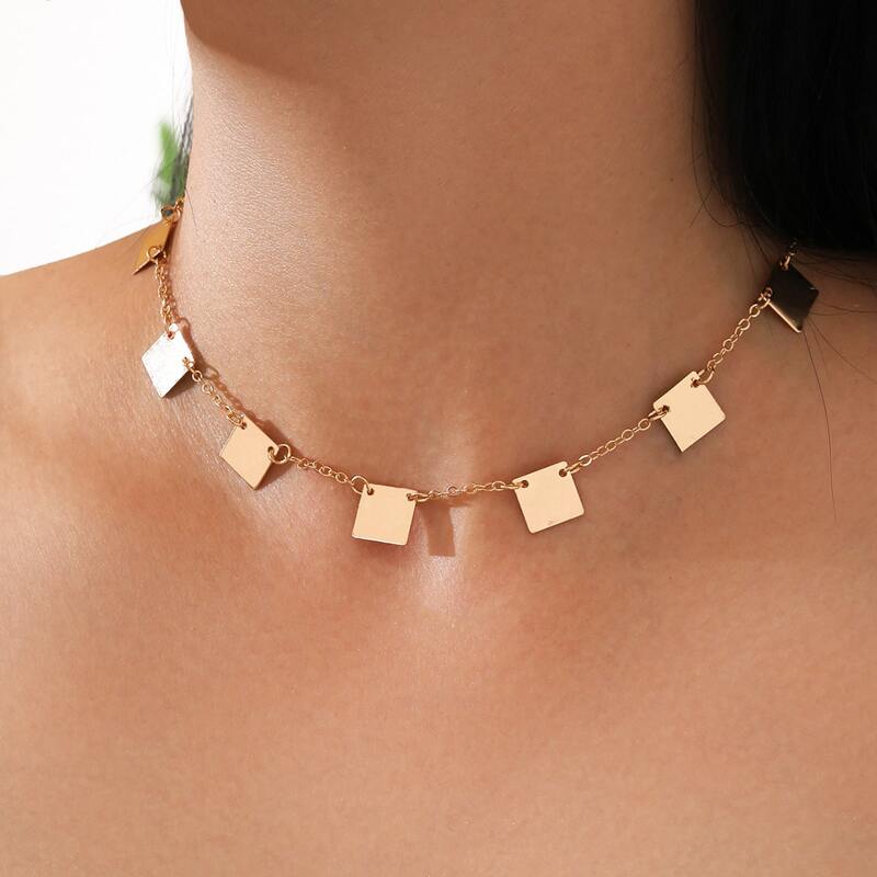 

Square Linked Necklace, Gold