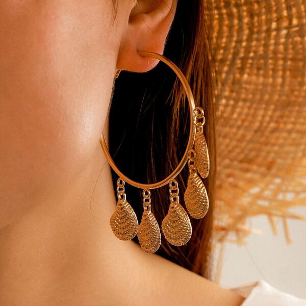 

Shell Drop Earrings, Gold