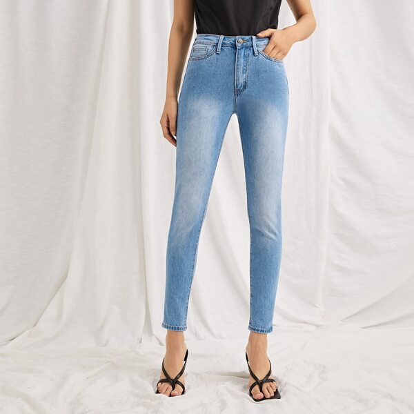 

Light Wash Skinny Jeans