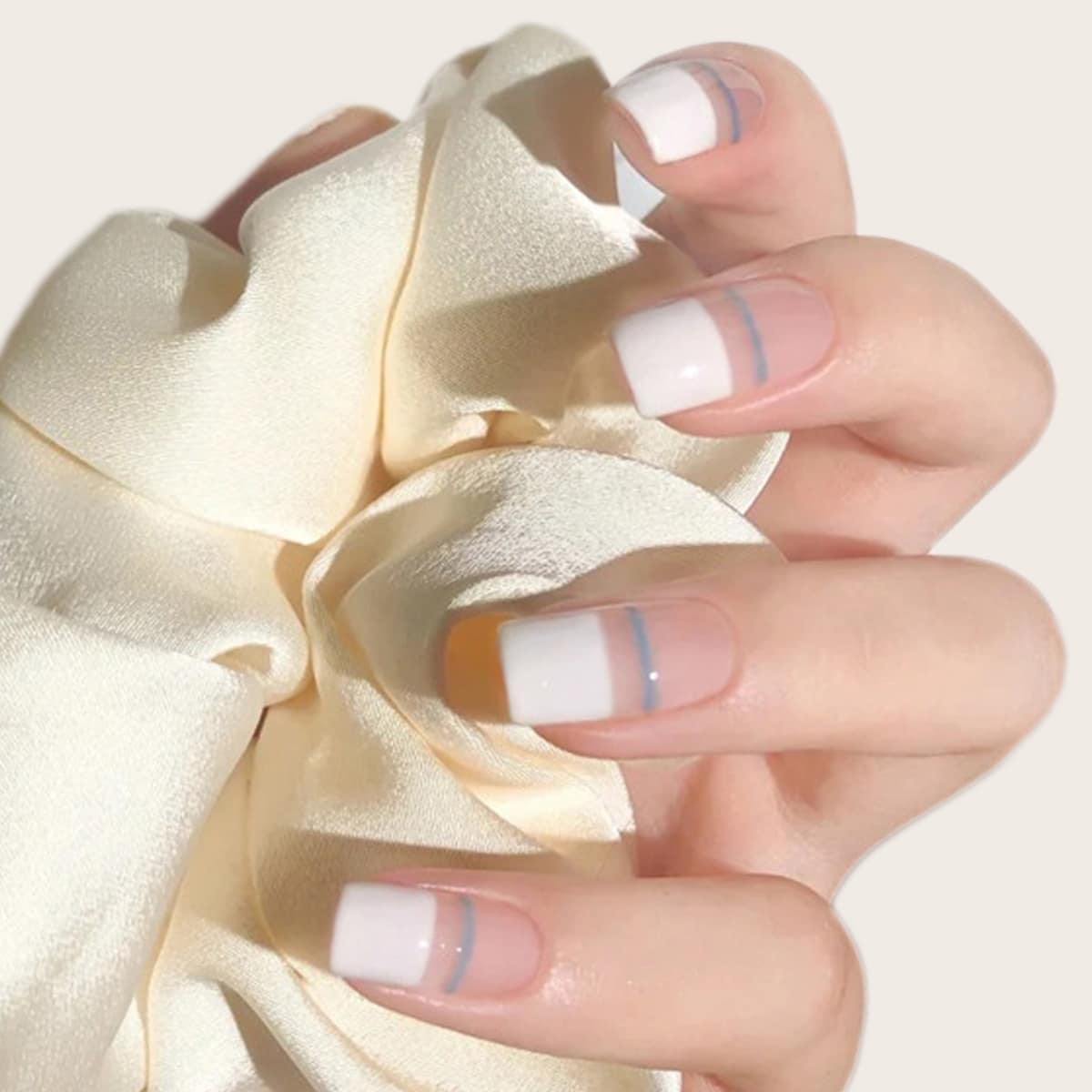 

24pcs Fake Nail & 1sheet Tape, Multicolor