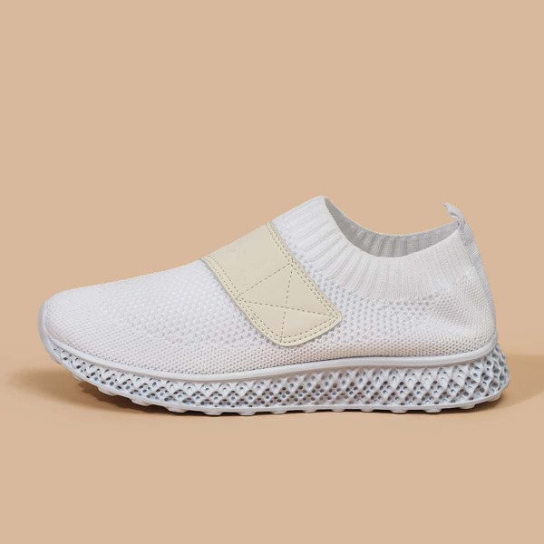 

Low Top Knit Sneakers, White
