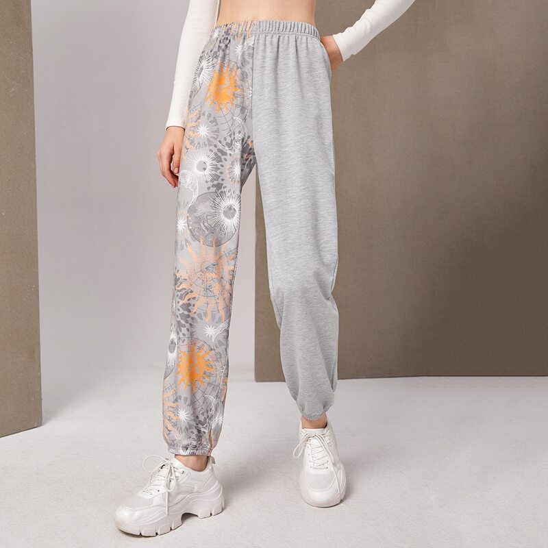 

Sun & Moon Graphic Sweatpants, Light grey