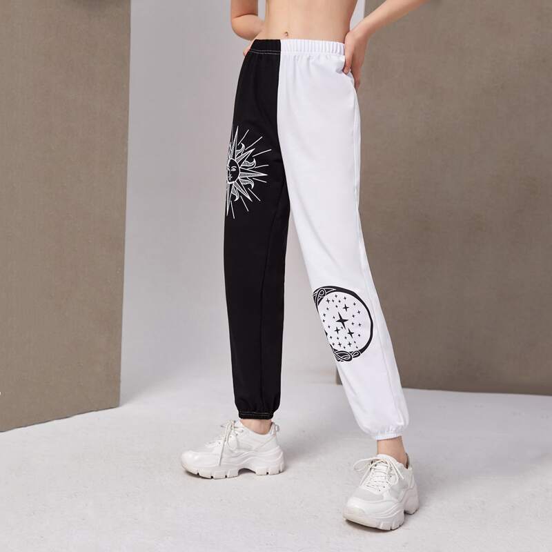 

Two Tone Graphic Print Sweatpants, Black and white