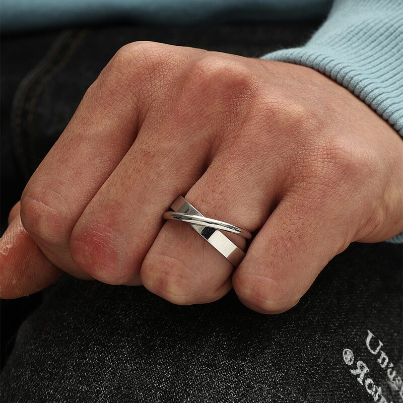 

Guys Criss Cross Design Ring, Silver