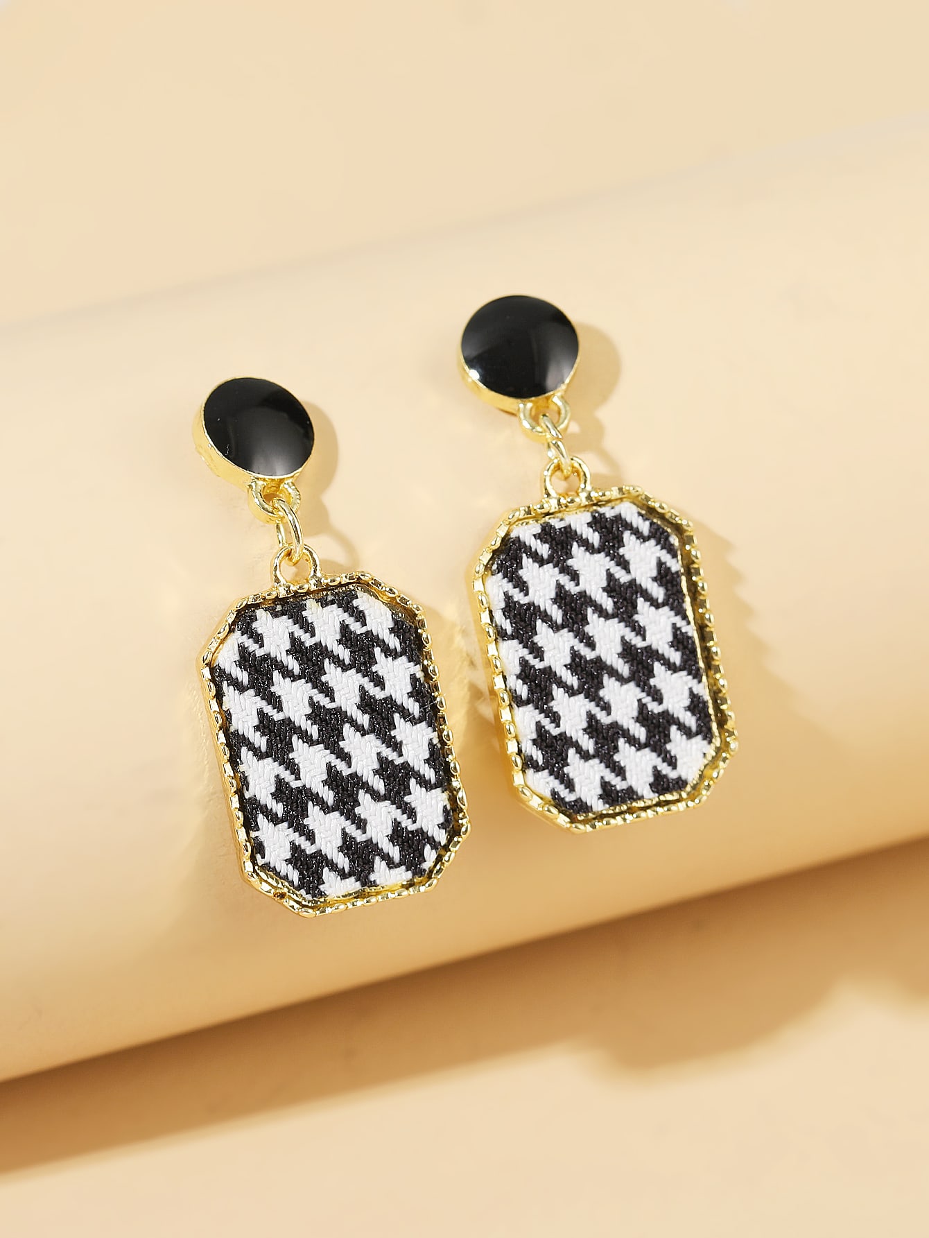 Houndstooth Geometric Charm Drop Earrings thumbnail