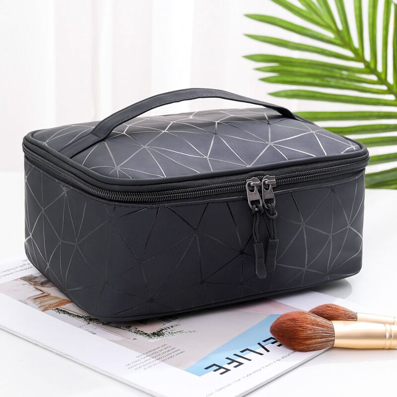 

Geometric Pattern Cosmetic Storage Bag, Black