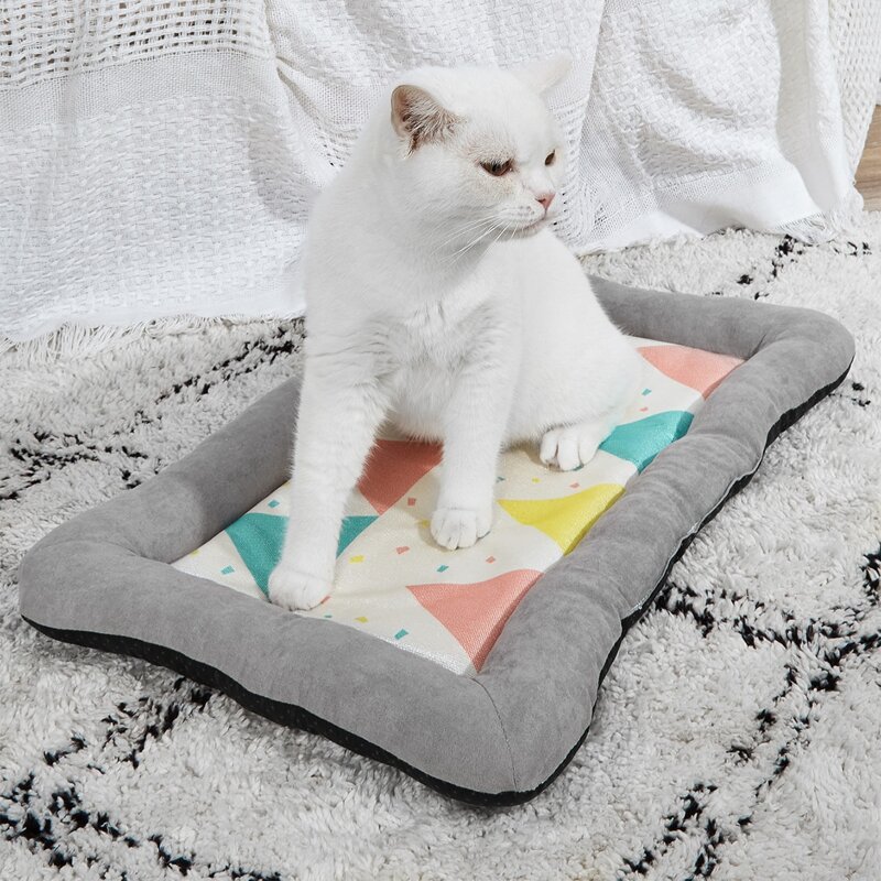 

Geometric Pattern Cat Mat, Light grey