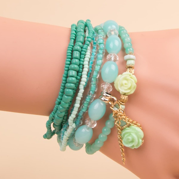 

8pcs Flower Decor Beaded Bracelet, Green