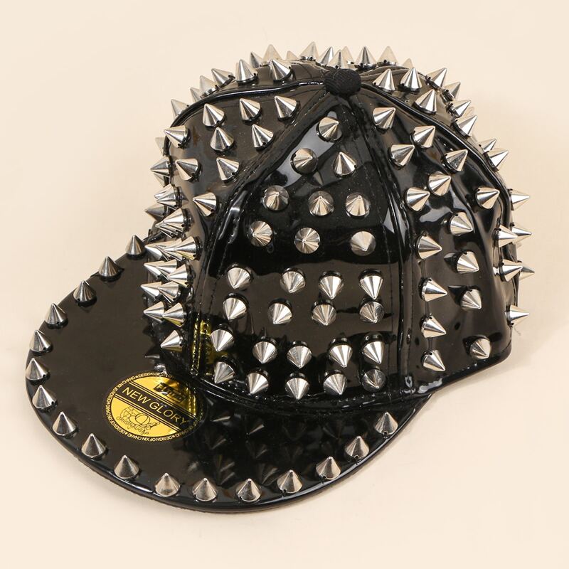 

Guys Spike Decor Flat Brim Cap, Black
