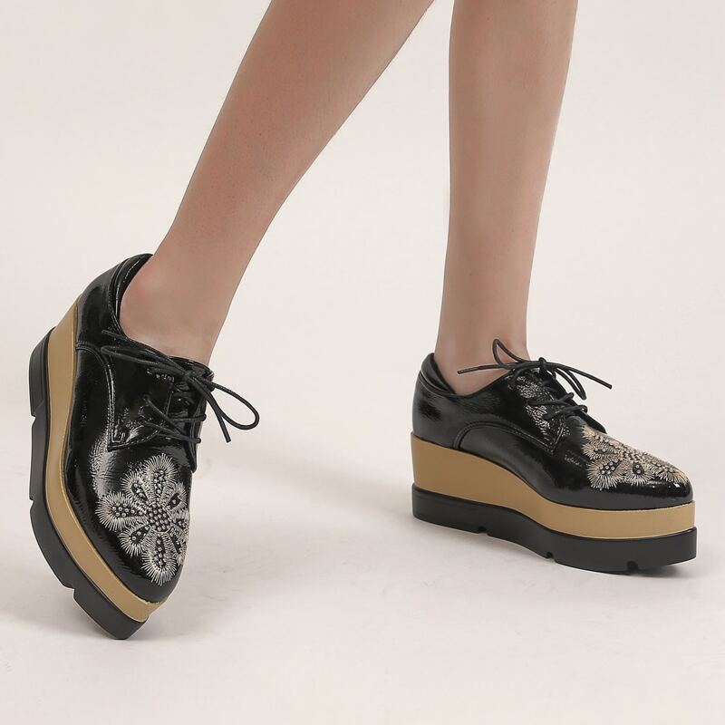 

Lace-up Front Embroidered Flatform Shoes, Black