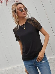 تي شيرت بأكمام راجلان دانتيل متباين