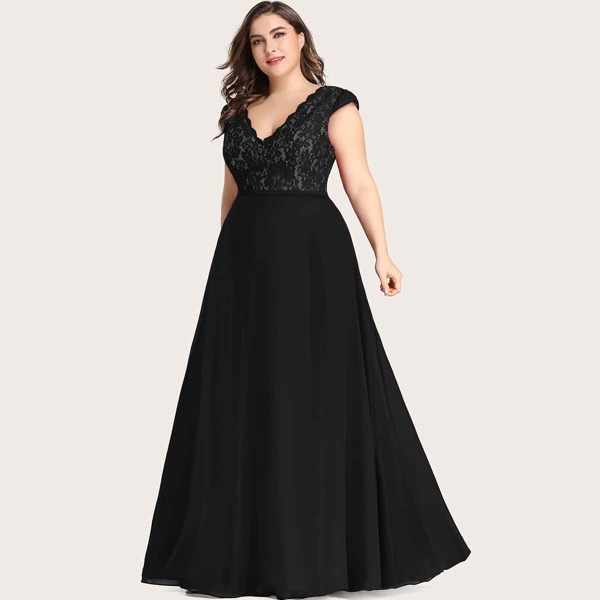 

Plus Zip Back Lace Bodice Prom Dress, Black