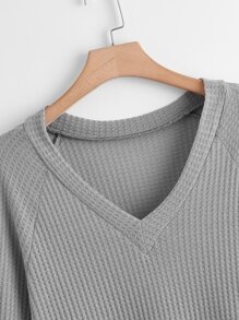 SHEIN LUNE Plus V-neck Raglan Sleeve Waffle Sweatshirt - Grey - View 3