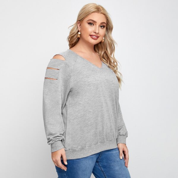 

Plus Solid Ripped Raglan Sleeve Sweatshirt, Light grey