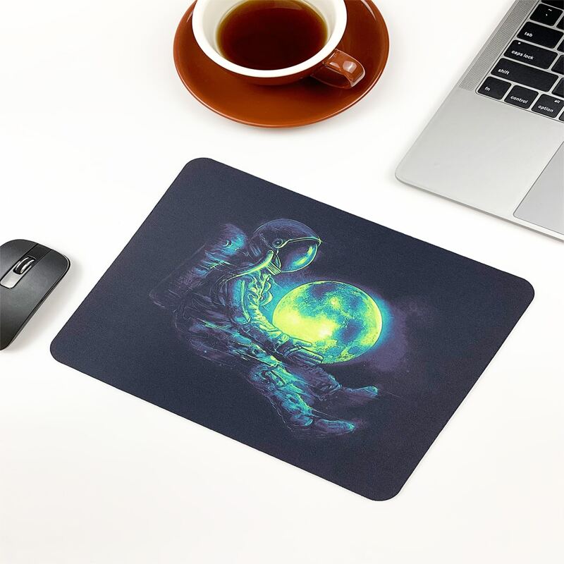 

Astronaut Print Mouse Pad, Multicolor