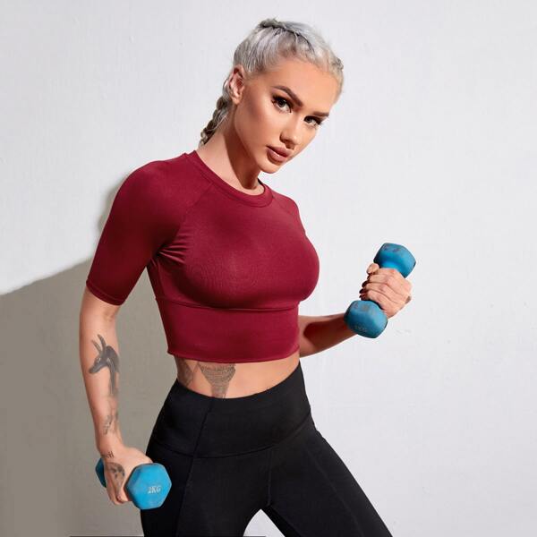 

Raglan Sleeve Crop Sports Tee, Burgundy