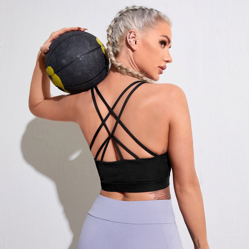 

Solid Strappy Back Sports Bra, Black