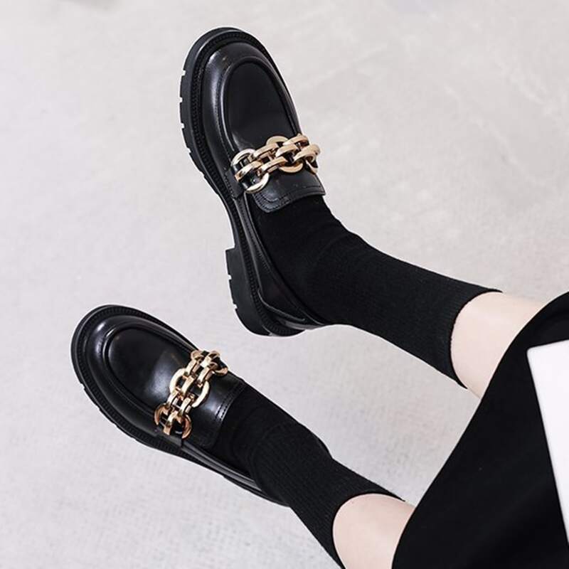 

Chain Decor Flat Loafers, Black