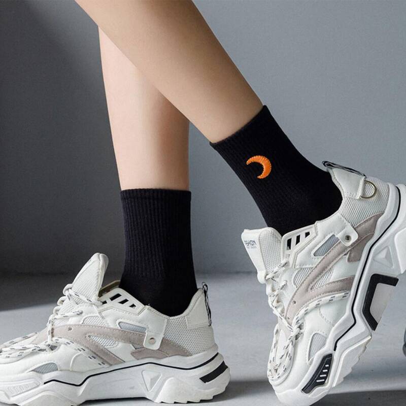 

Moon Embroidery Crew Socks, Black