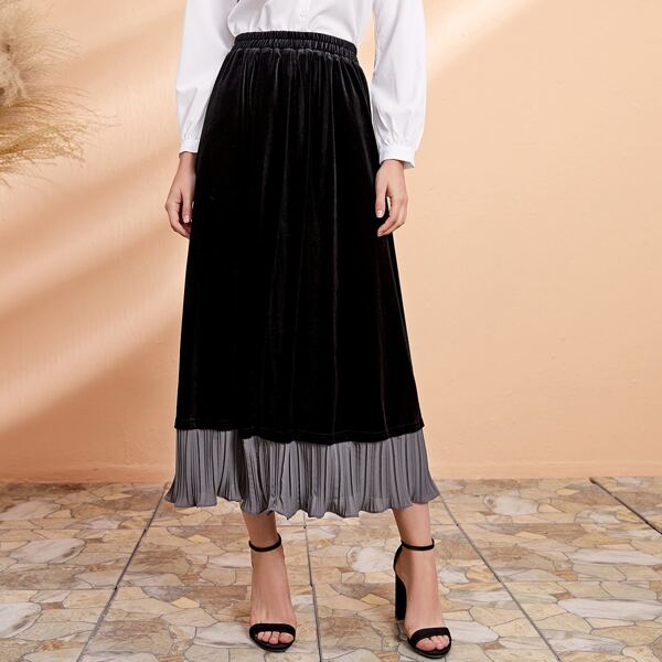 

Velvet Pleated Hem Skirt, Multicolor