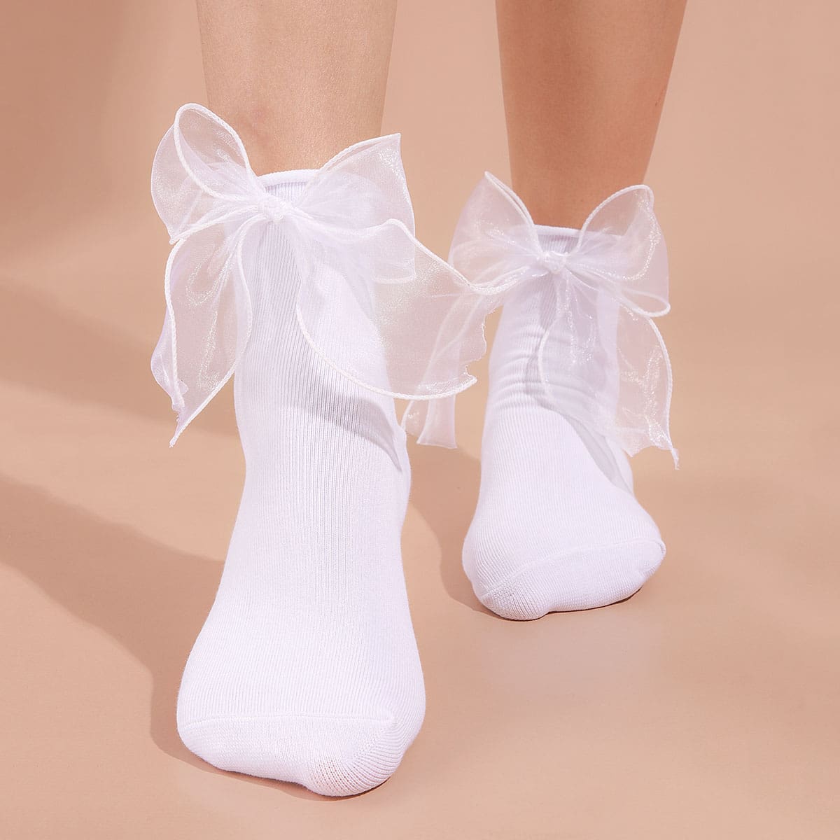 

Bow Decor Crew Socks, White