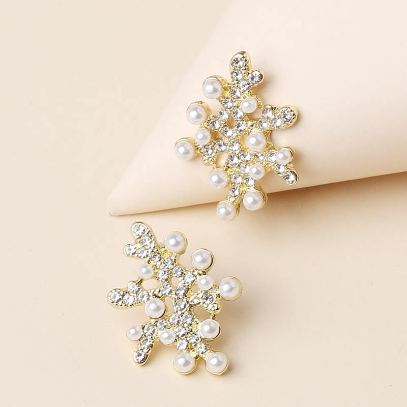 

Faux Pearl Decor Drop Earrings, White