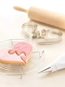 1pc Heart Shaped Biscuit Mold - Silver - View 1