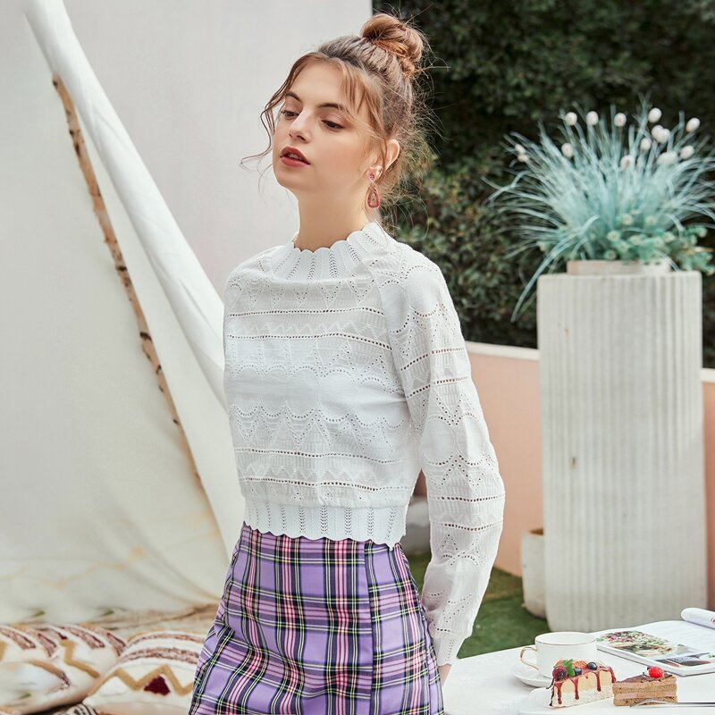 

Scallop Neck Raglan Sleeve Blouse, White
