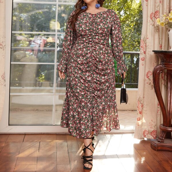 

Plus Ditsy Floral Ruched Front Dress, Multicolor