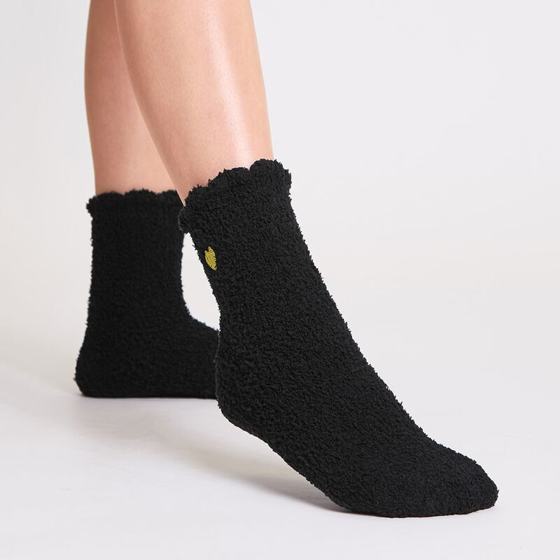 

Heart Embroidery Fuzzy Socks, Black