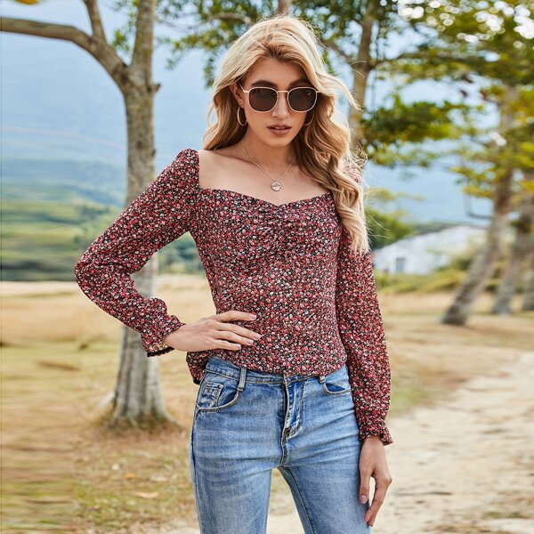

Ditsy Floral Ruched Chiffon Milkmaid Blouse, Multicolor