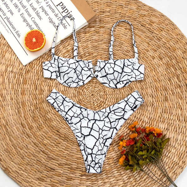 

3pack Underwire Bikini Swimsuit & Beach Skirt, Black and white