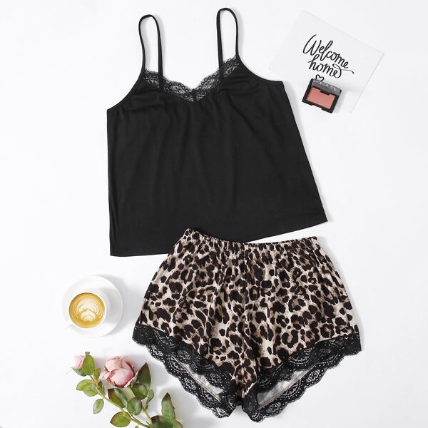 

Contrast Lace Cami Top & Leopard Shorts PJ Set, Multicolor