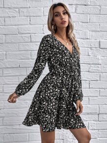 SHEIN Clasi Floral Lantern Sleeve A Line Dress - Black and White - View 4