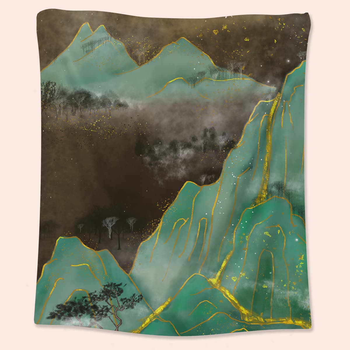 

Mountain Print Tapestry, Multicolor