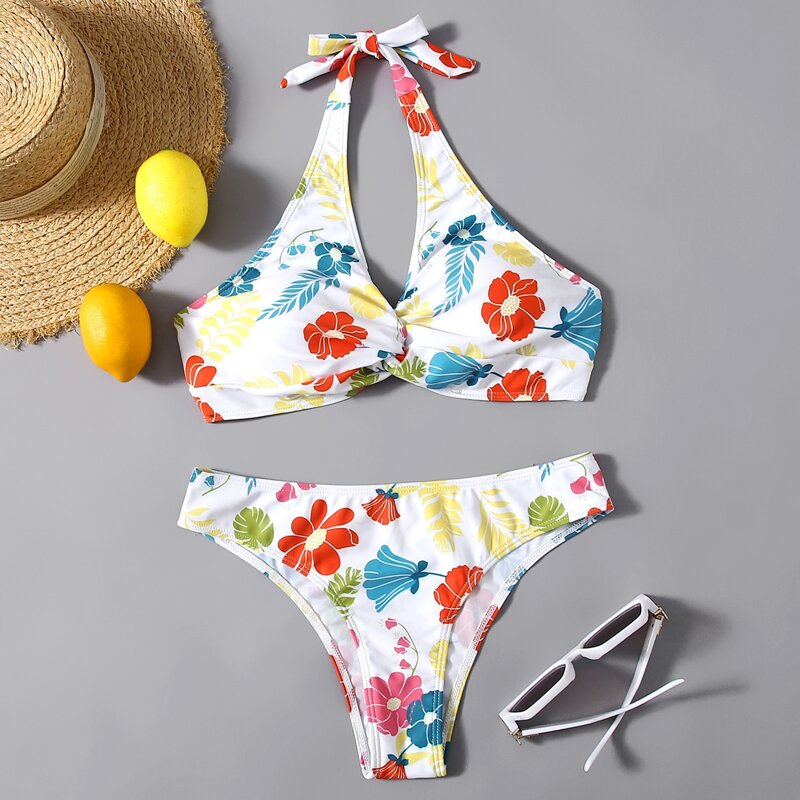 

Floral Twist Halter Bikini Swimsuit, Multicolor
