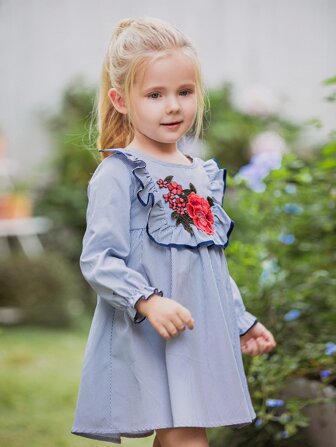 فستان بيبيدول مقلم مزين مقلم بكشكش للبنات الصغار