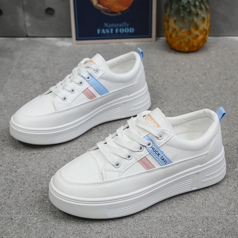 

Letter Lace-up Front Skate Shoes, White