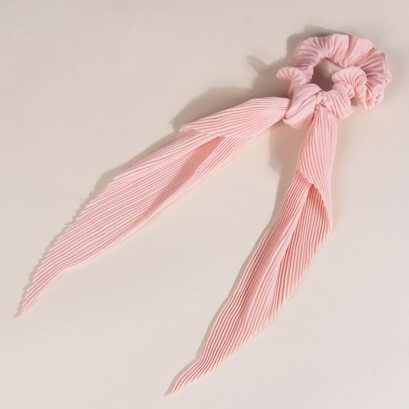 

Solid Scrunchie Scarf, Baby pink