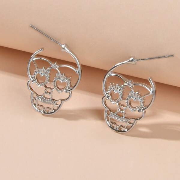 

Skull Design Earrings, Silver