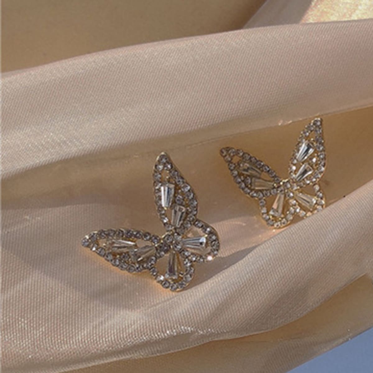 

Rhinestone Butterfly Stud Earrings, Gold