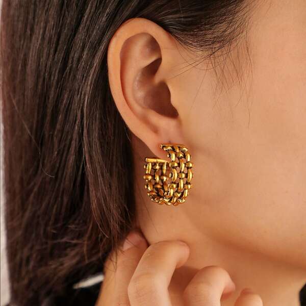 

Hollow Out Earrings, Gold